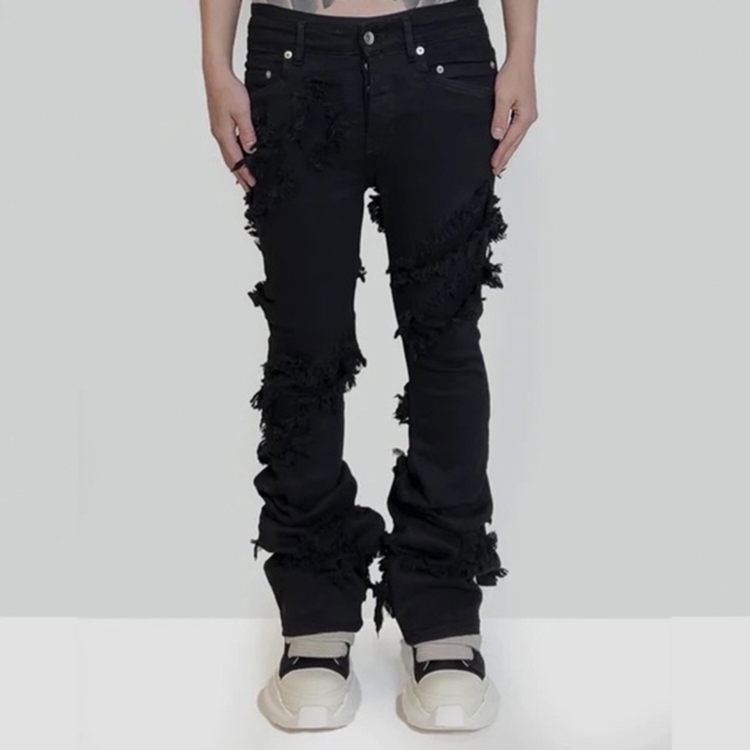 ストラップ付き　ダメージ　フレア　ベルボトム　ストリート　リック　好きに メンズのパンツ(デニム/ジーンズ)の商品写真