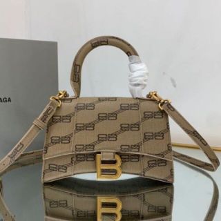 バレンシアガ モノグラムの通販 80点 | Balenciagaを買うならラクマ バレンシアガ モノグラムの通販 80点 | Balenciagaを買うならラクマ