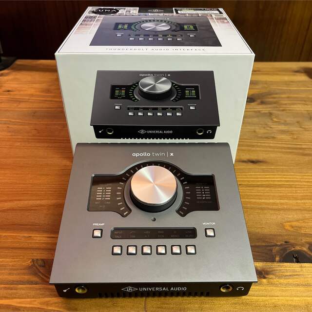 UNIVERSAL AUDIO  APOLLO TWIN X QUAD