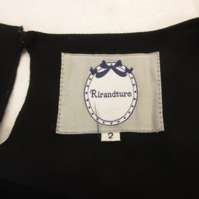 Rirandture(リランドチュール)のリランドチュール シャツ ブラウス ノースリーブ スカラップカット 黒 2 レディースのトップス(シャツ/ブラウス(半袖/袖なし))の商品写真
