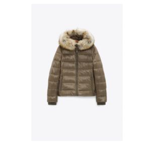 ZARA(ゴールド/金色系)のフリマアイテム一覧 ZARA(ゴールド/金色系)のフリマアイテム一覧