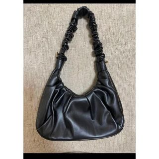 ザラ(ZARA)のハンドバッグ(ハンドバッグ)