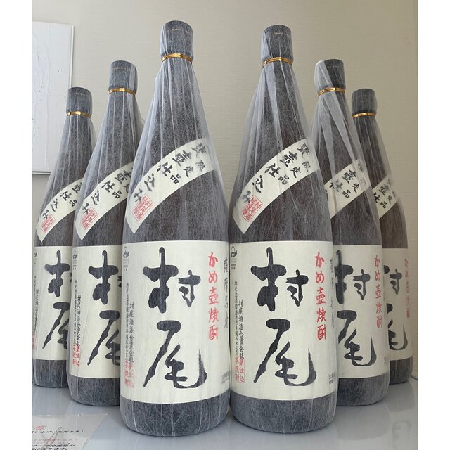 ★最新★薩摩名産 かめ壺焼酎 村尾 1800ml 6本セット 食品/飲料/酒の酒(焼酎)の商品写真