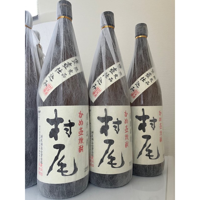 ★最新★薩摩名産 かめ壺焼酎 村尾 1800ml 6本セット 食品/飲料/酒の酒(焼酎)の商品写真