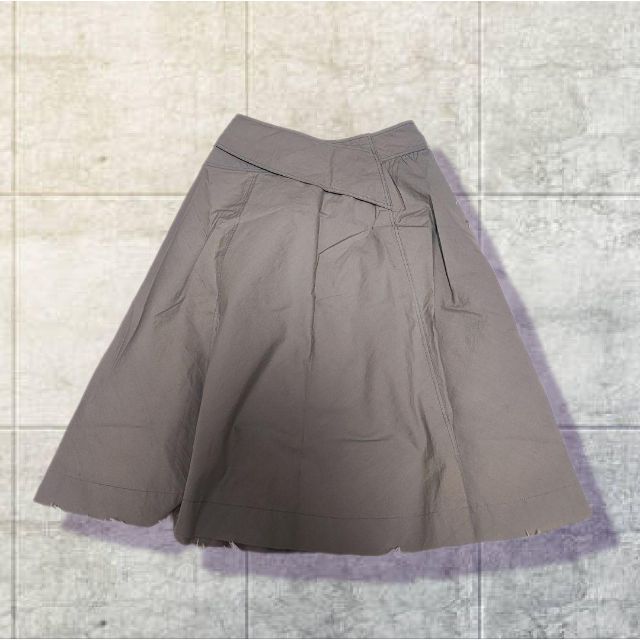 Kashimura(カシムラ)のSHIMURA【5】ひざ丈　スカート　グレー　a71 レディースのスカート(ひざ丈スカート)の商品写真