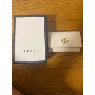 Gucci - GUCCI 6連キーケース マーモント GG ホワイト