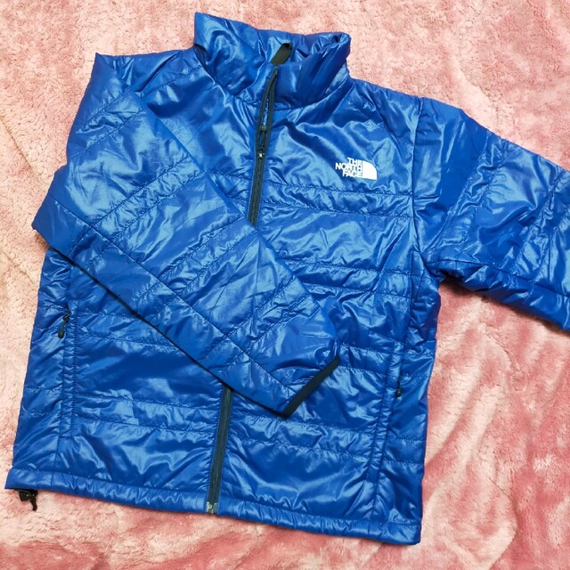 THE NORTH FACE(ザノースフェイス)の未使用　タグなし　ナイロンジャケット　ブルー　130サイズ キッズ/ベビー/マタニティのキッズ服男の子用(90cm~)(ジャケット/上着)の商品写真