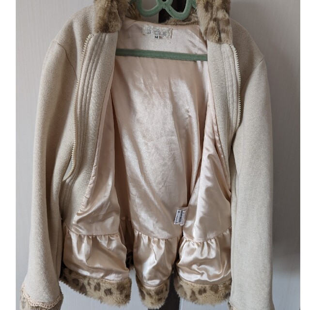 リオグループ 上着 フードジャケット M キッズ/ベビー/マタニティのキッズ服女の子用(90cm~)(ジャケット/上着)の商品写真