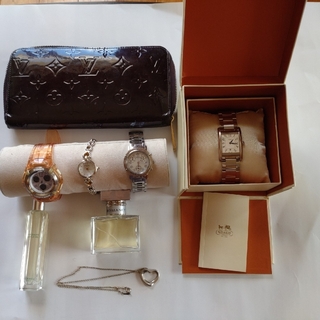 エルメス(Hermes)の腕時計3本香水2本ネックレス1点財布1点合計7点セット(腕時計)