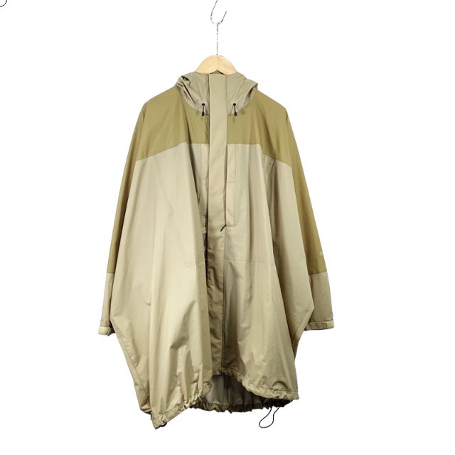 THE NORTH FACE(ザノースフェイス)のTHE NORTH FACE Taguan Poncho メンズのジャケット/アウター(ポンチョ)の商品写真