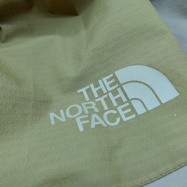 THE NORTH FACE(ザノースフェイス)のTHE NORTH FACE Taguan Poncho メンズのジャケット/アウター(ポンチョ)の商品写真