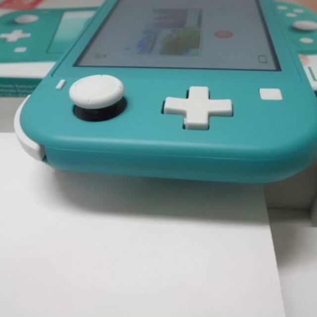 Nintendo Switch(ニンテンドースイッチ)のAurora様専用Nintendo Switch Lite Turquoise エンタメ/ホビーのゲームソフト/ゲーム機本体(携帯用ゲーム機本体)の商品写真