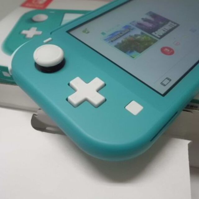 Nintendo Switch(ニンテンドースイッチ)のAurora様専用Nintendo Switch Lite Turquoise エンタメ/ホビーのゲームソフト/ゲーム機本体(携帯用ゲーム機本体)の商品写真