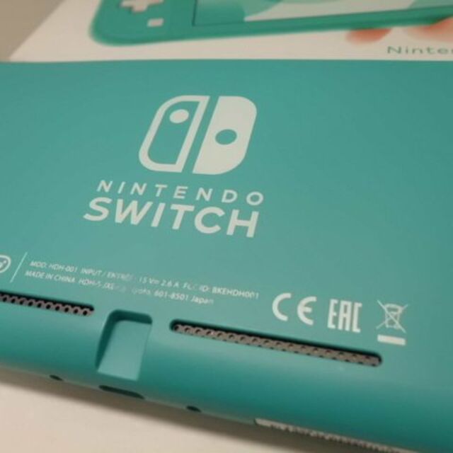 Nintendo Switch(ニンテンドースイッチ)のAurora様専用Nintendo Switch Lite Turquoise エンタメ/ホビーのゲームソフト/ゲーム機本体(携帯用ゲーム機本体)の商品写真