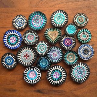 マライカ(MALAIKA)のモン族古布◎刺繍アンティークワッペン◎ブルー系20個セット(各種パーツ)