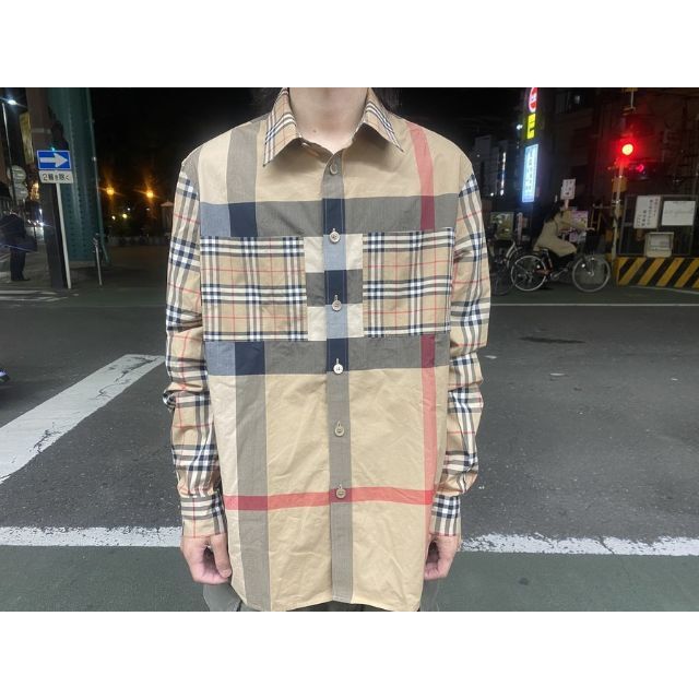 バーバリー　20aw パッチワーク　シャツ　３JSB　ELLY着用