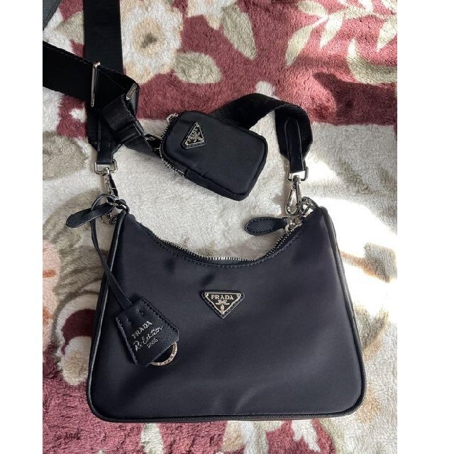 PRADA NYLON ショルダーバッグ