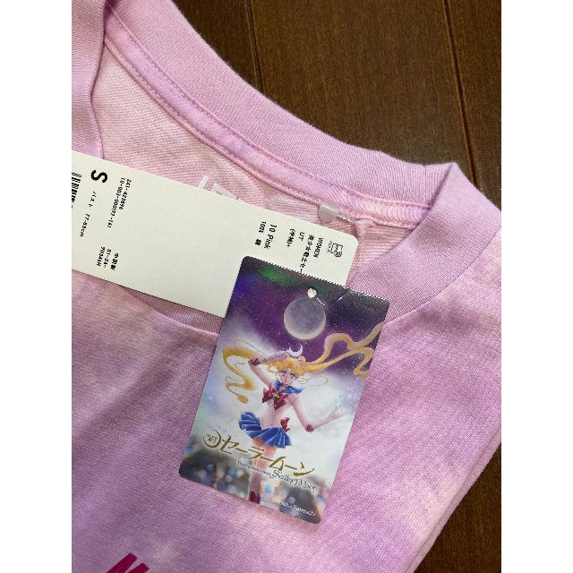 UNIQLO(ユニクロ)のUNIQLO完売品／美少女戦士セーラームーン UT（グラフィックTシャツ・半袖） レディースのトップス(Tシャツ(半袖/袖なし))の商品写真