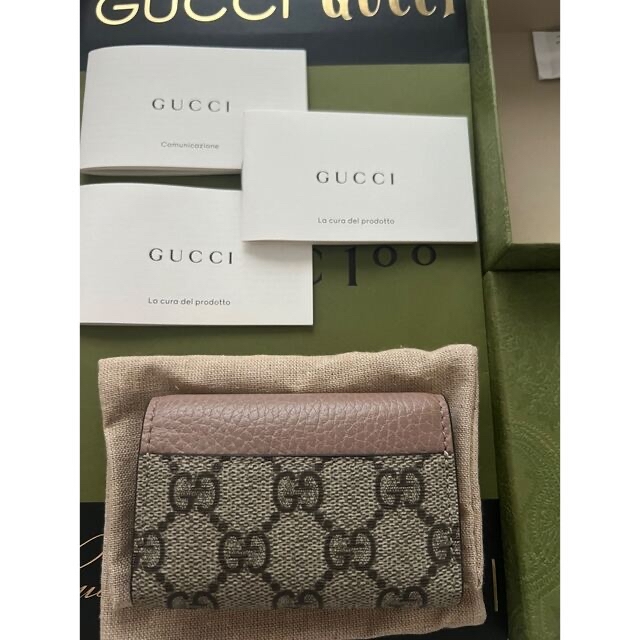 Gucci - 〔GGマーモント〕レザー キーケース ダスティピンク レザー
