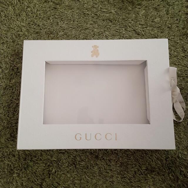 Gucci(グッチ)のGUCCI　空箱　グッチ　空き箱 インテリア/住まい/日用品のオフィス用品(ラッピング/包装)の商品写真