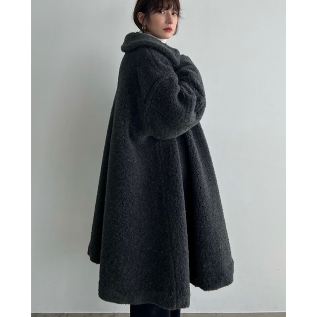 【新品未使用タグ付き】VOLUME FLARE BOA COAT