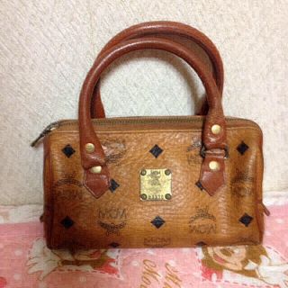 エムシーエム(MCM)のMCM ミニバッグ今月迄(ハンドバッグ)