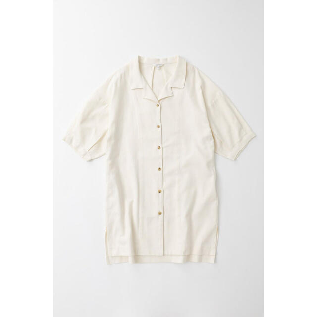 moussy(マウジー)の【moussy】 TUCK SLEEVE LONG SHIRT レディースのトップス(シャツ/ブラウス(半袖/袖なし))の商品写真