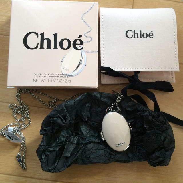 Chloe(クロエ)の未使用 限定品Chloe bianca ソリッドパフューム レディースのアクセサリー(ネックレス)の商品写真