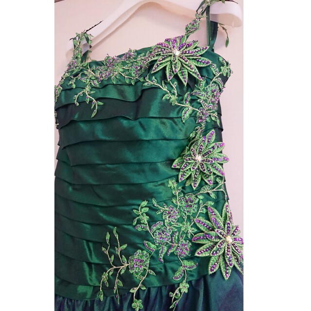 肩紐付き ビスチェドレス レディースのフォーマル/ドレス(ロングドレス)の商品写真