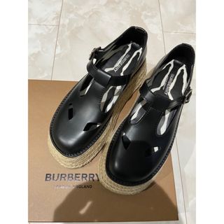 バーバリー(BURBERRY)の《値下げ》BURBERRY 靴(サンダル)