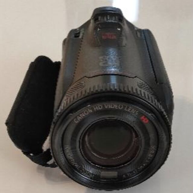 Canon(キヤノン)のビデオカメラ CANON ivis HFG10 スマホ/家電/カメラのカメラ(ビデオカメラ)の商品写真