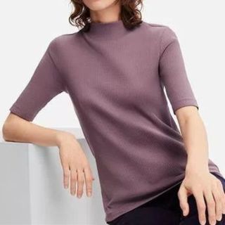 ユニクロ(UNIQLO)のユニクロ リブハイネックT パープル 5分丈(Tシャツ(半袖/袖なし))