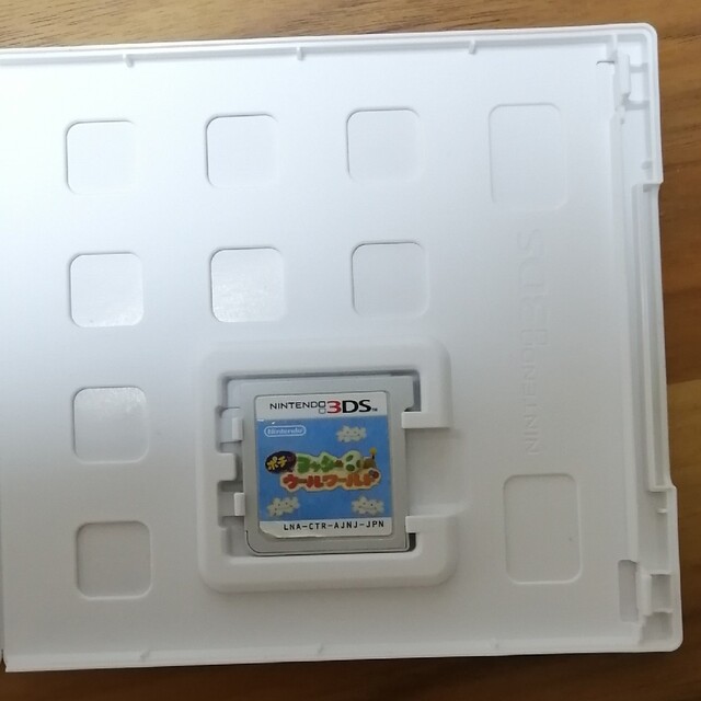 ポチと！ ヨッシーウールワールド 3DS エンタメ/ホビーのゲームソフト/ゲーム機本体(携帯用ゲームソフト)の商品写真