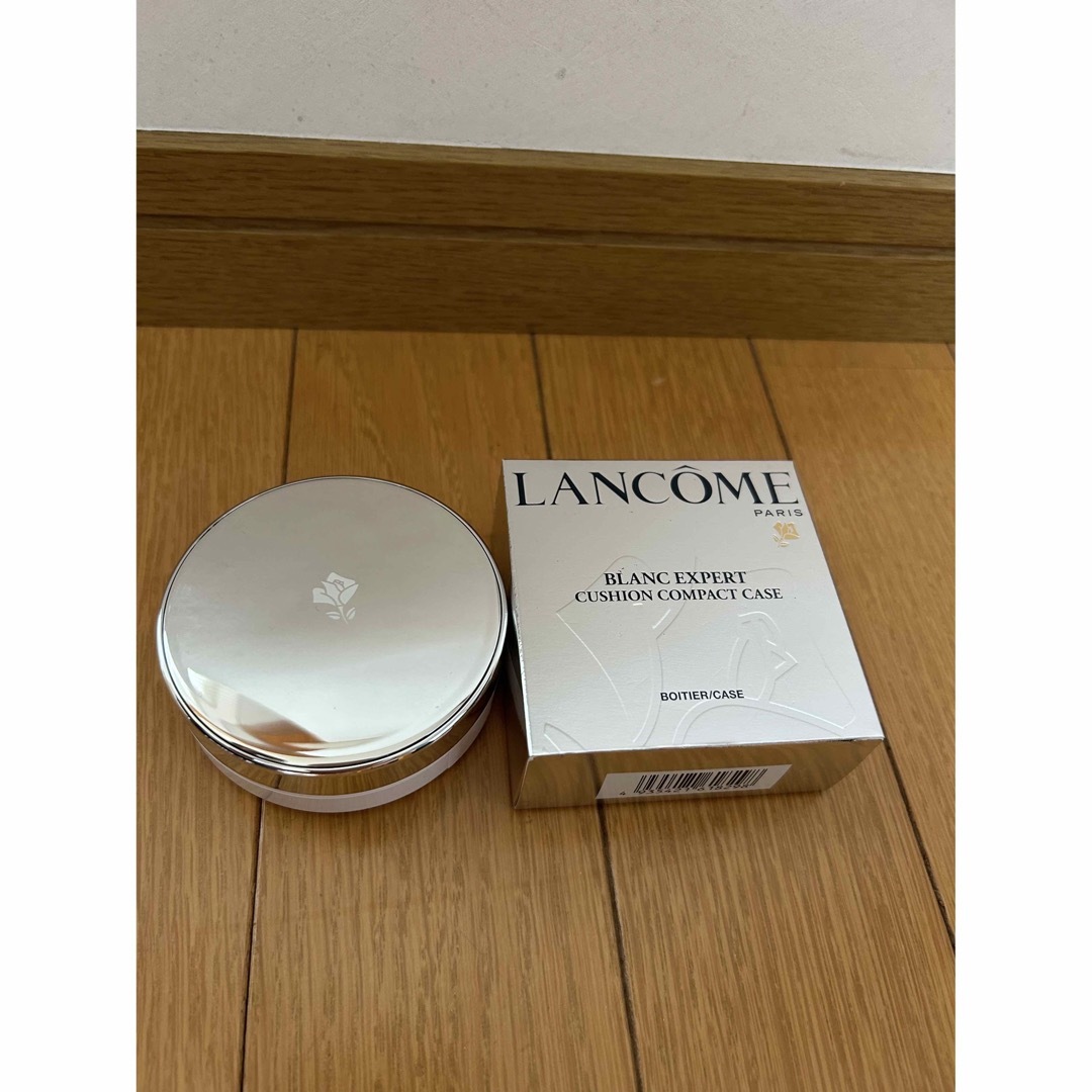 LANCOME(ランコム)のランコム　クッションコンパクトケース　新品 コスメ/美容のメイク道具/ケアグッズ(ボトル・ケース・携帯小物)の商品写真