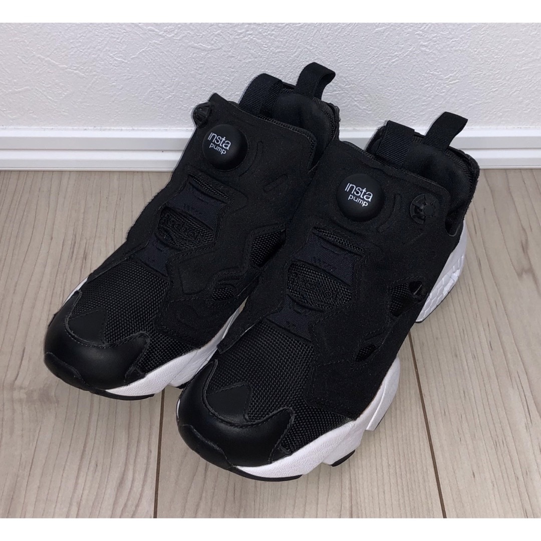 良品 REEBOK INSTA PUMP FURY OG 23.5cm 黒 白