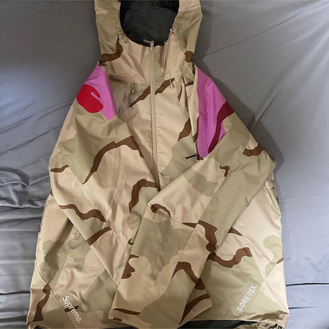 Supreme Gonz GORE-TEX Shell Jacket