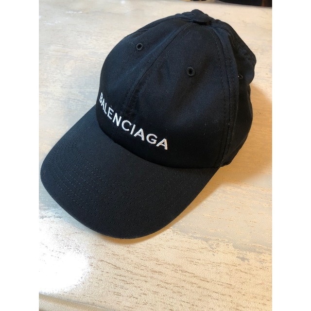Balenciaga(バレンシアガ)のバレンシアガ　帽子　キャップ レディースの帽子(キャップ)の商品写真