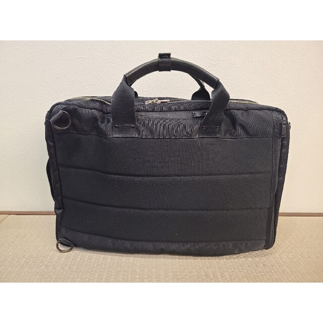 PORTER(ポーター)のPORTER LIFT3WAY BRIEFCASE メンズのバッグ(ビジネスバッグ)の商品写真