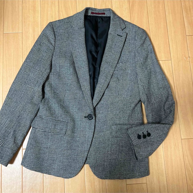 THE SUIT COMPANY(スーツカンパニー)の本日限定　THE SUIT COMPANY  パンツスーツ　40 レディースのフォーマル/ドレス(スーツ)の商品写真