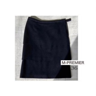 エムプルミエ(M-premier)のM-PREMlERティーアードタイトスカート　毛100%(ひざ丈スカート)