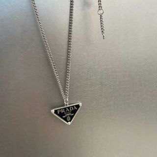 プラダ ネックレス(シルバー/銀色系)の通販 19点 | PRADAの