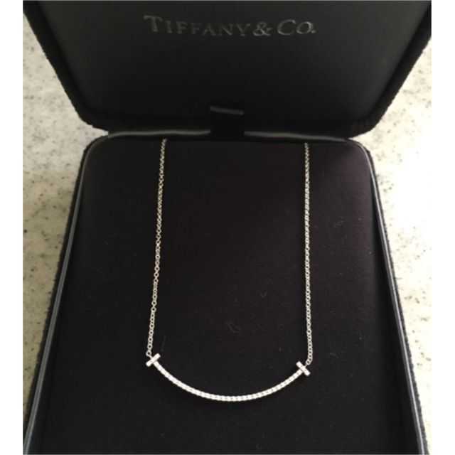 Tiffany  Co. TIFFANY ティファニーT スマイルペンダント スモール WG ダイヤモンド