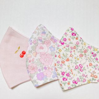  キッズ　マスク3枚セット　リバティ　8C   無地　ハンドメイド　子供　女の子(外出用品)