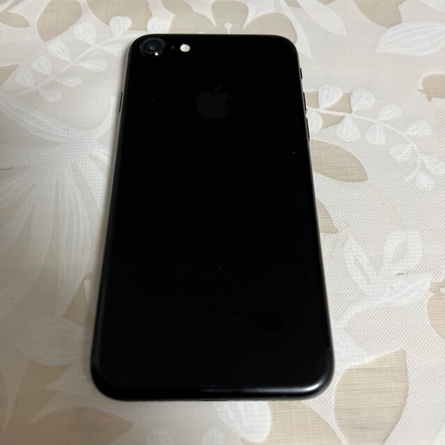 iPhone7 品　128G Black 1