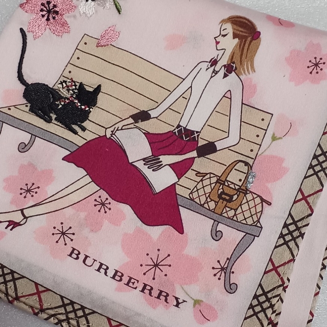 BURBERRY(バーバリー)の値下げ📌バーバリー☆大判ハンカチ🌸 レディースのファッション小物(ハンカチ)の商品写真