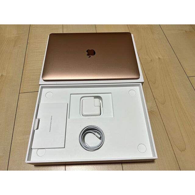 Apple(アップル)のApple MacBook Air 2020 ゴールド スマホ/家電/カメラのPC/タブレット(ノートPC)の商品写真
