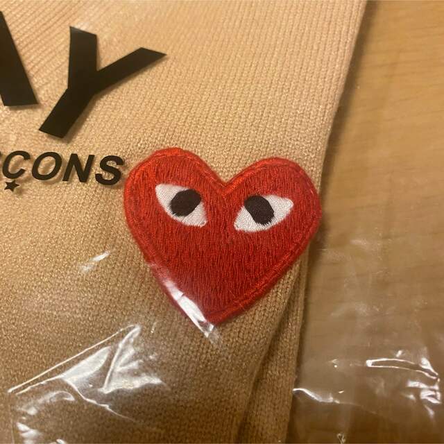 COMME des GARCONS(コムデギャルソン)の【即日発送】PLAYコムデギャルソン　カーディガンVネック レディースのトップス(カーディガン)の商品写真