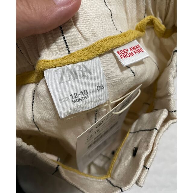 ZARA KIDS(ザラキッズ)の【タグ付き 新品未使用】ZARA パンツ キッズ/ベビー/マタニティのベビー服(~85cm)(パンツ)の商品写真