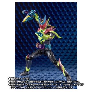 バンダイ(BANDAI)のS.H.Figuarts 仮面ライダーリバイス(特撮)