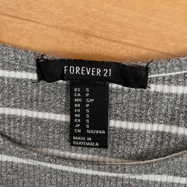 FOREVER 21(フォーエバートゥエンティーワン)のforever21 ボーダーワンピース レディースのワンピース(ひざ丈ワンピース)の商品写真